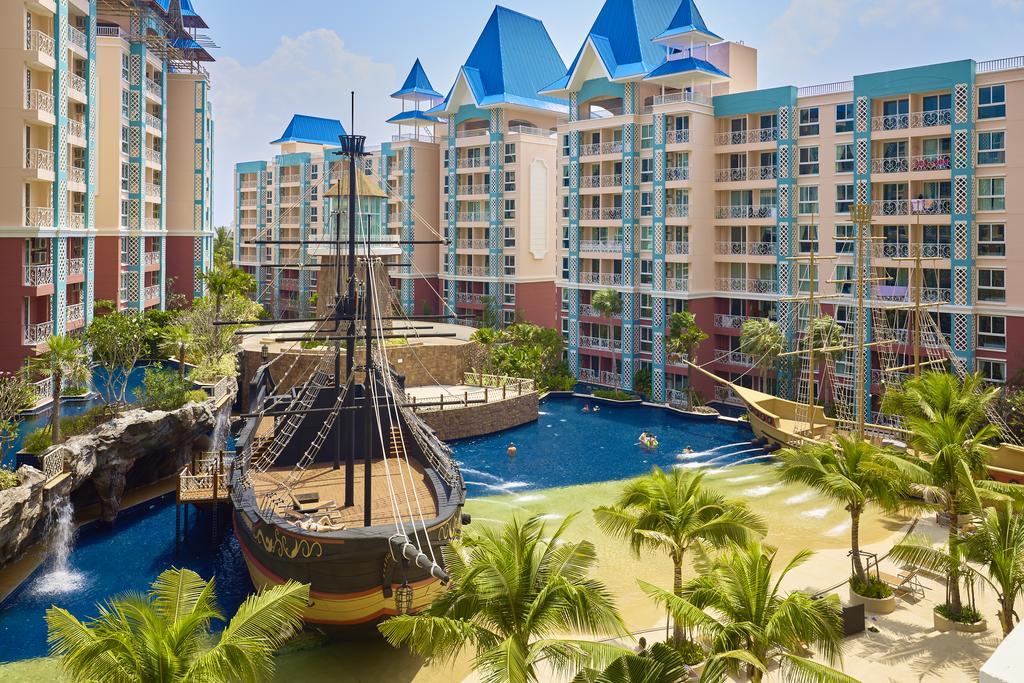 Grand Carribean By Tech Apartment Pattaya Exterior foto