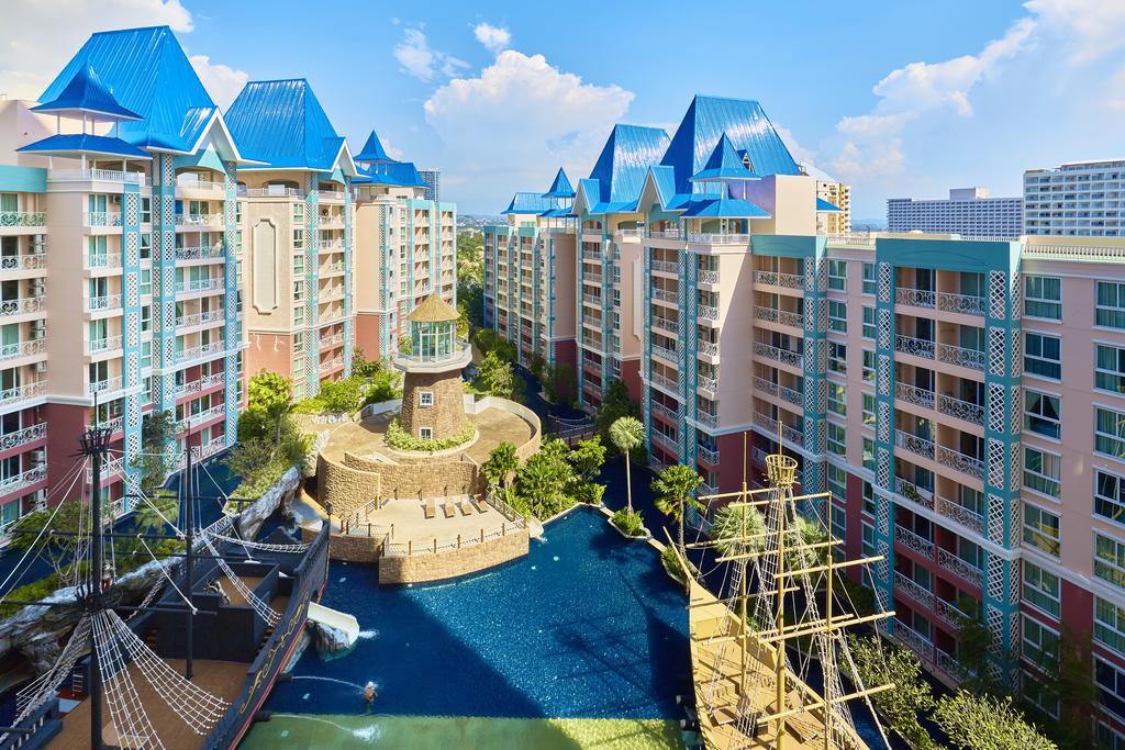 Grand Carribean By Tech Apartment Pattaya Exterior foto